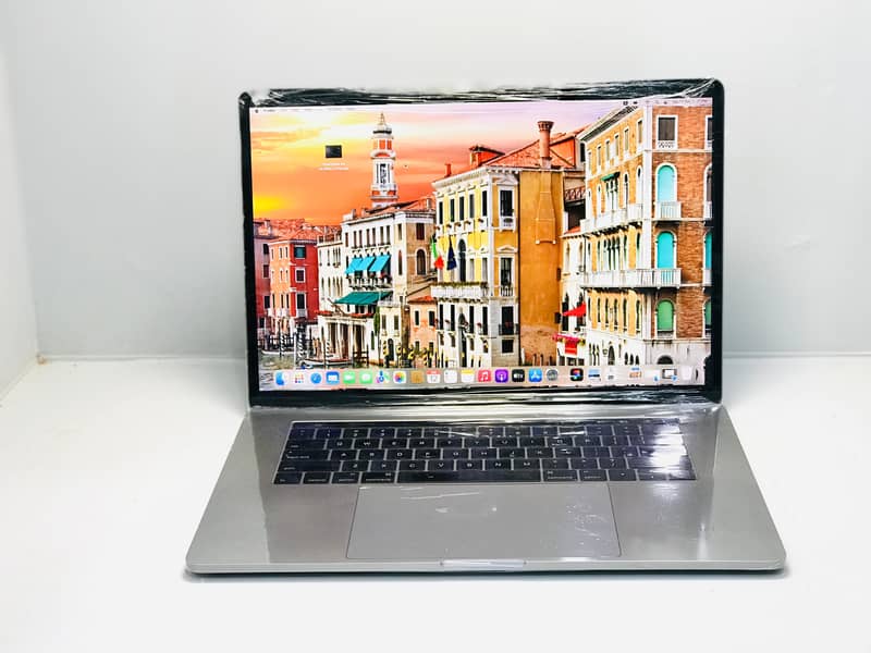 APPLE MACBOOK PRO 2017 WITH 1TB SSD (SPECIAL EDITION) 1