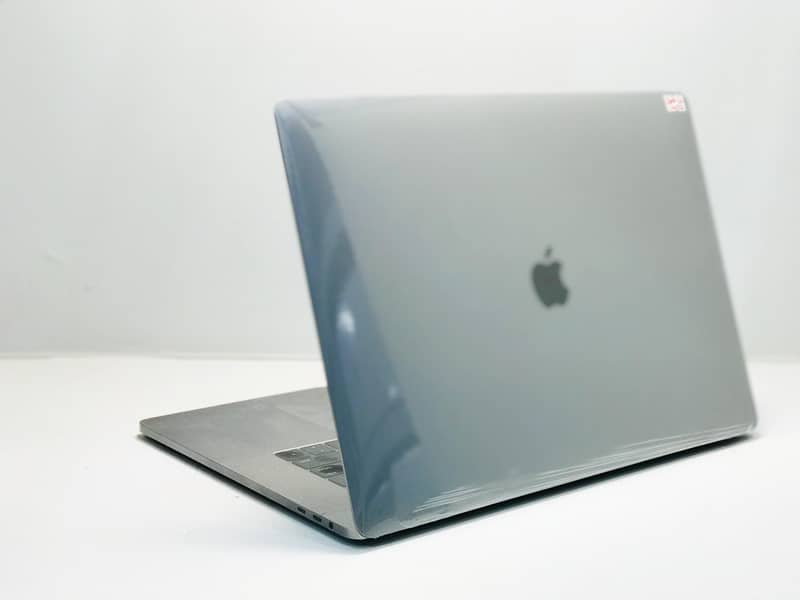 APPLE MACBOOK PRO 2017 WITH 1TB SSD (SPECIAL EDITION) 5