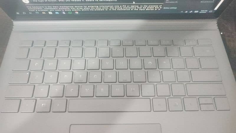 Surface Book 1 Ci5 6th G 8/256  Non Touch  1Gb Nvidia 5