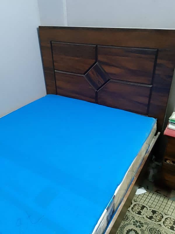 Single Bed with metress 1