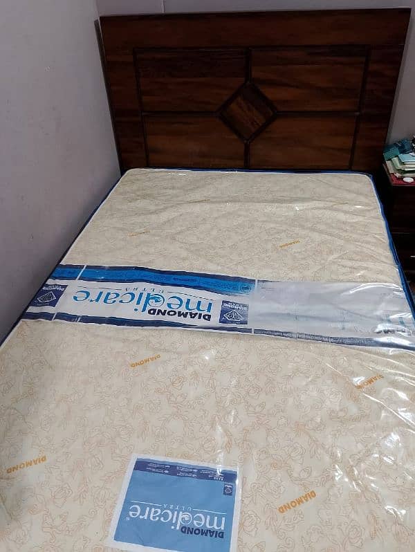 Single Bed with metress 6