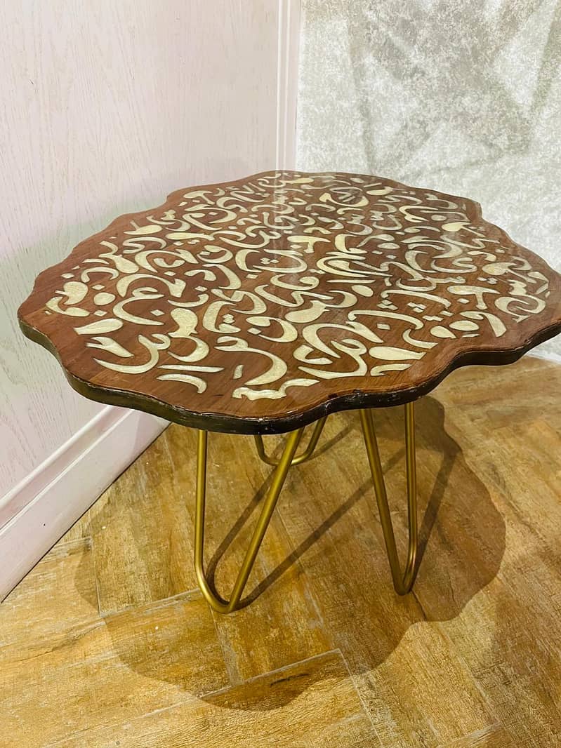 Handcrafted Resin Wooden Side Table – Unique Design 2