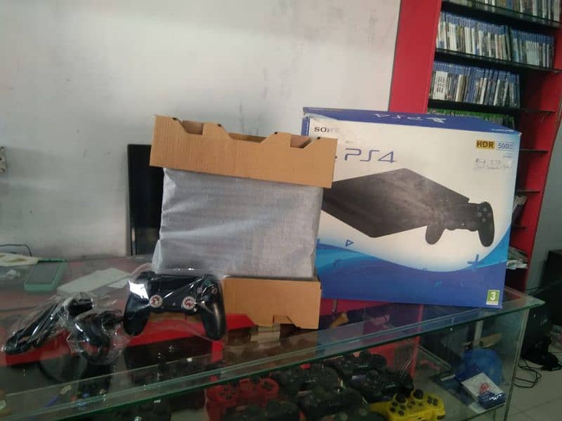 PS4 SLIM 1TB JAILBREAK WITH 13 GAMES 2
