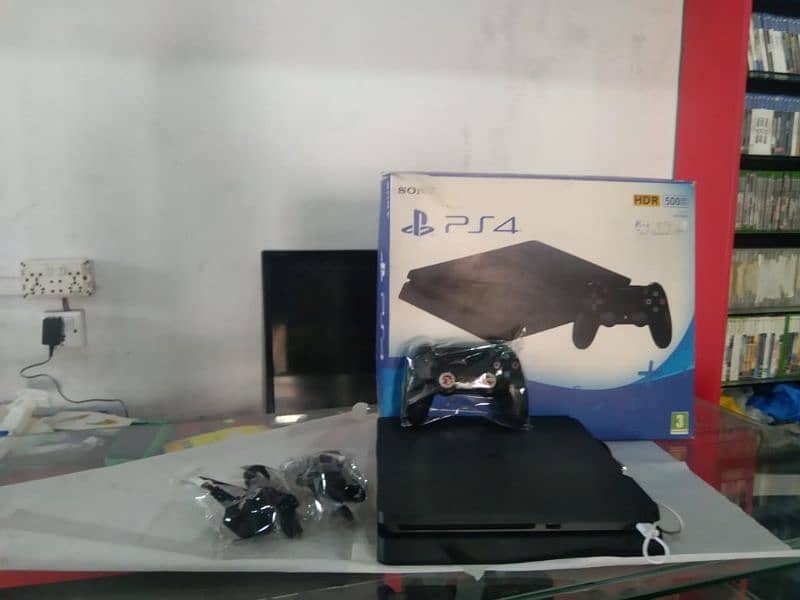 PS4 SLIM 1TB JAILBREAK WITH 13 GAMES 10