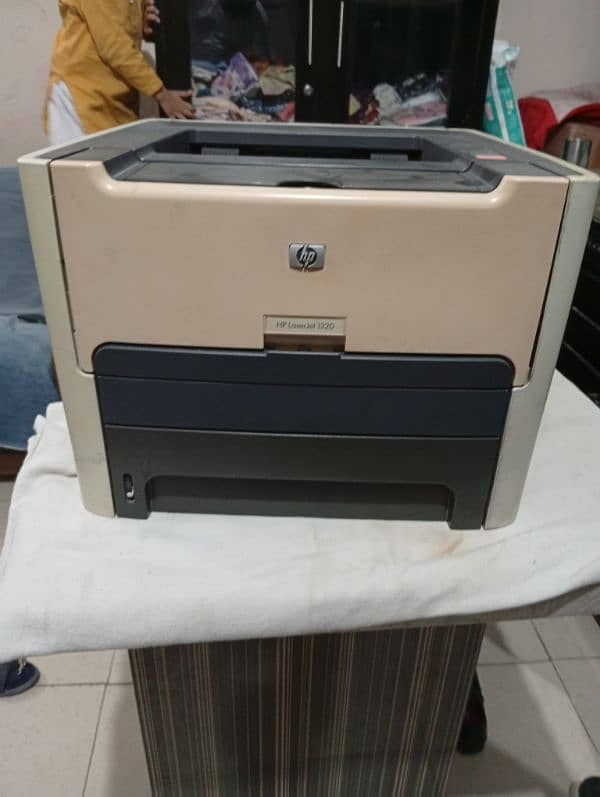 HP 1320 LASER JET ONLY 50 PRINT USED 6