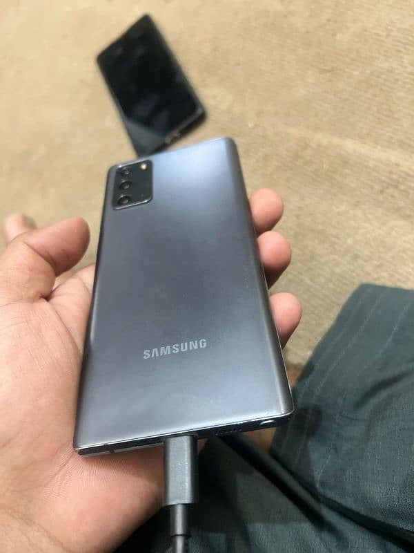 samsung note 20 5G 8/256 non pta 0