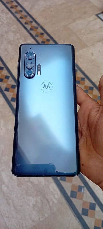 Motorola Edge Plus 1