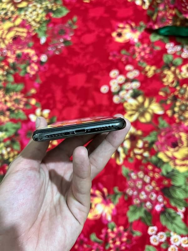 iphone x pta approved 256gb 4
