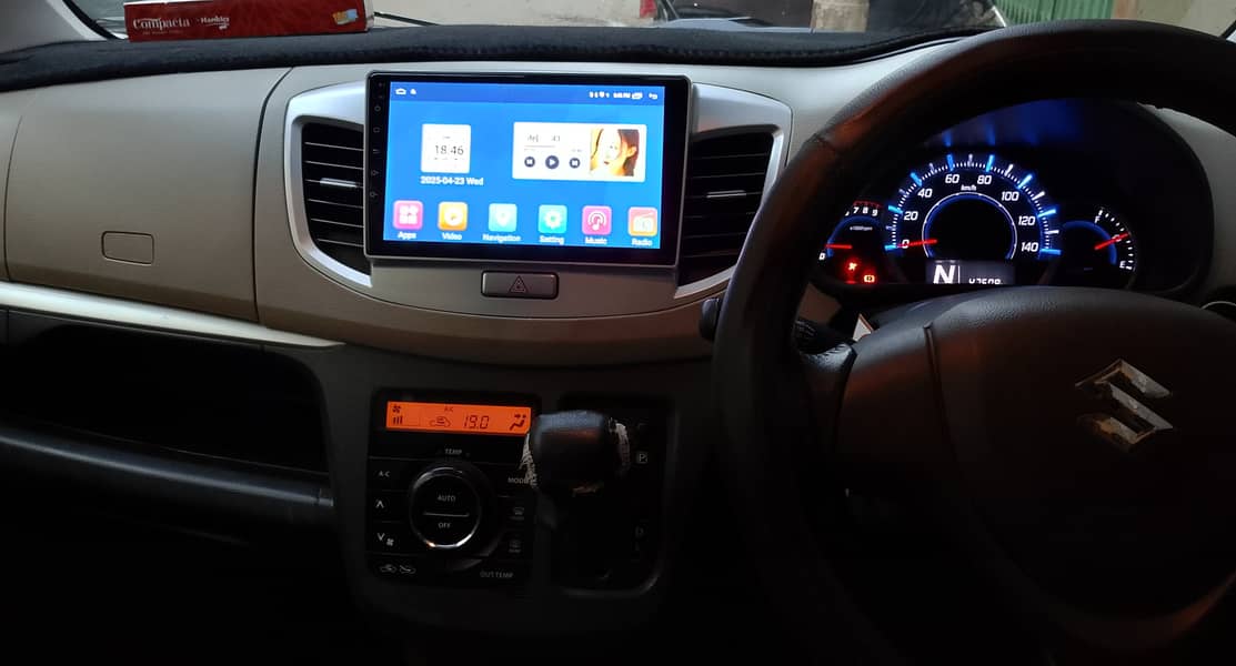 Suzuki Wagon R 2014 4