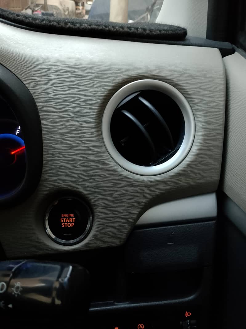 Suzuki Wagon R 2014 6