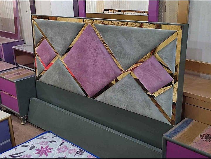 Bed / bed set / king size bed / double bed / poshish bed /side tables 12