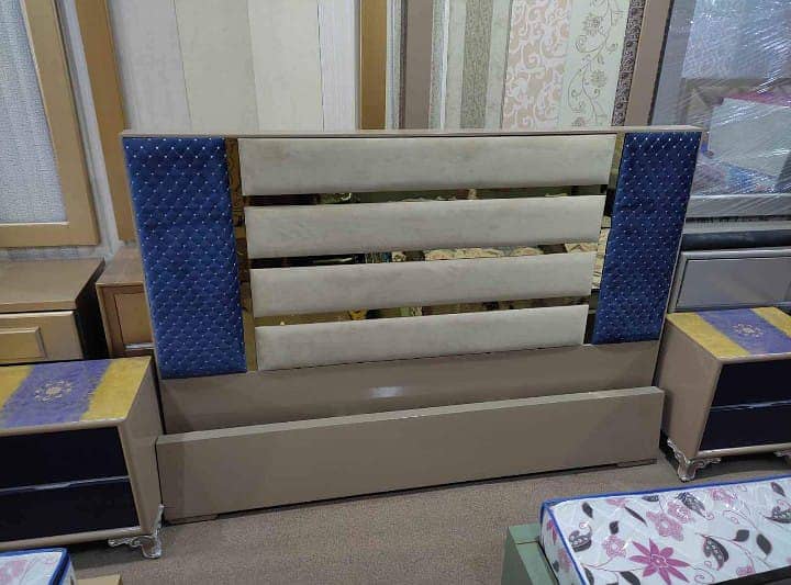 Bed / bed set / king size bed / double bed / poshish bed /side tables 13