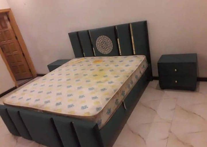 Bed / bed set / king size bed / double bed / poshish bed /side tables 12