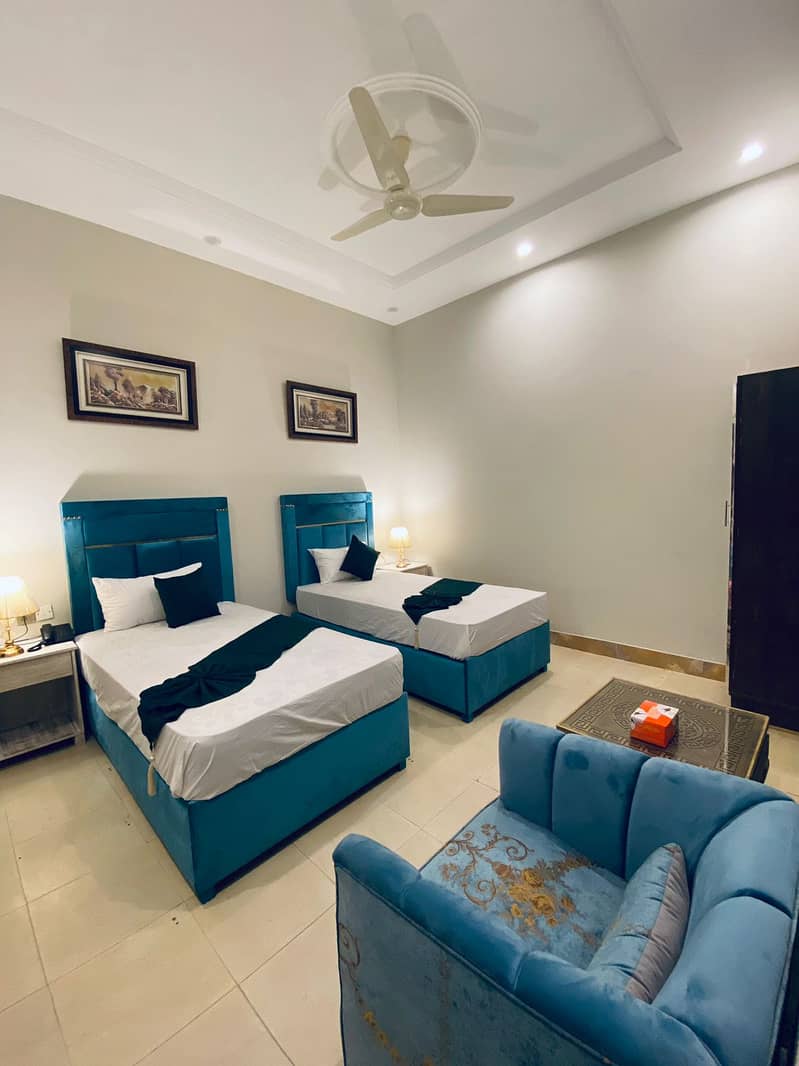 Bed / bed set / king size bed / double bed / poshish bed /side tables 18