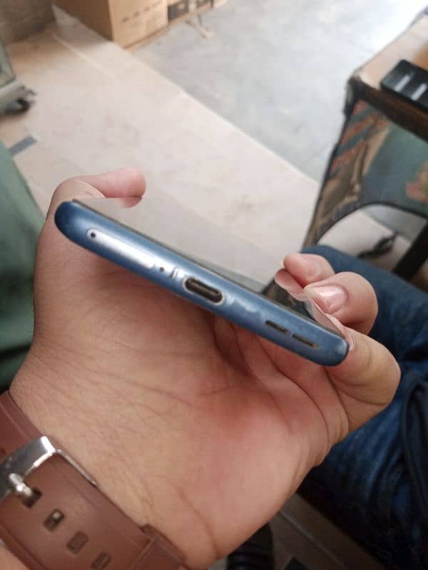 oneplus8t 5g 8/128 snapdragon 865 gaming set Sim working mein he 7