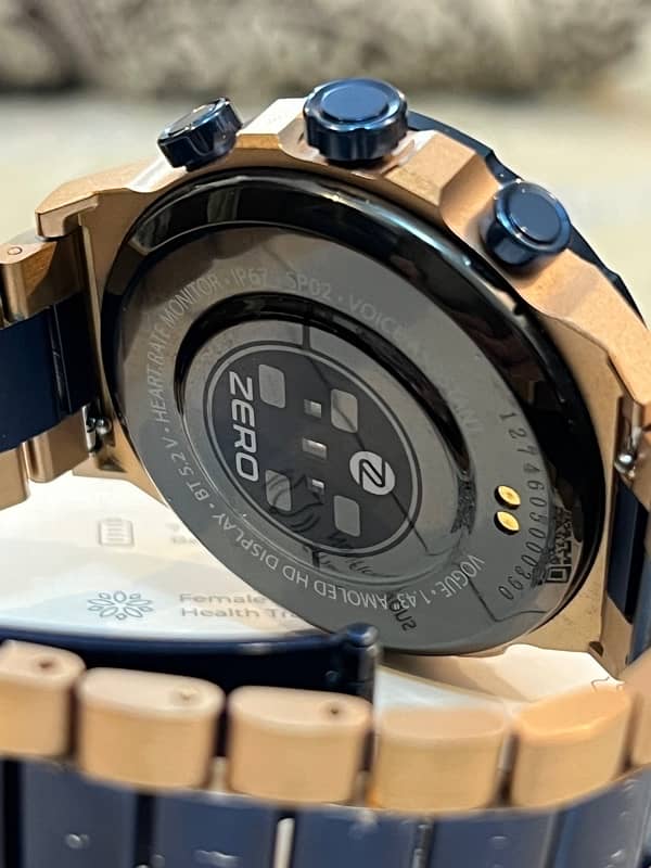 Zero Vogue with 3 straps complete box 8 months warranty 1