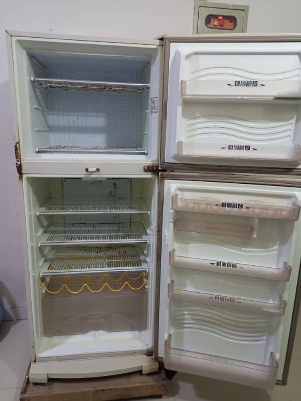 Dawlance Refrigerator For sale 1