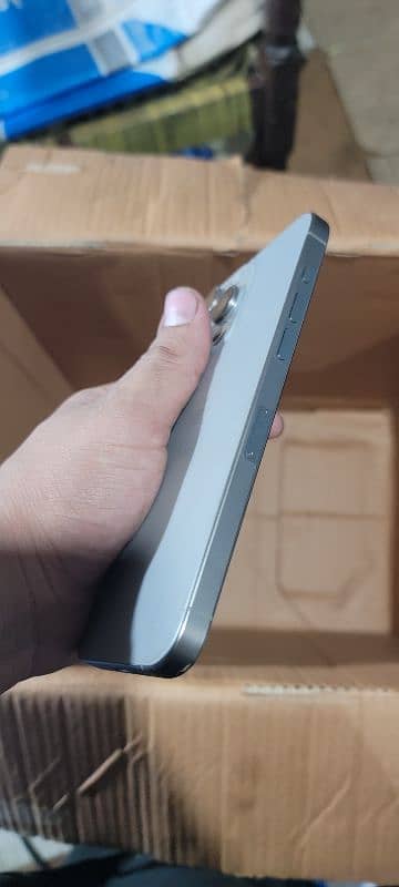 Iphone 15 pro max (non pta, 100 health, 256) 1