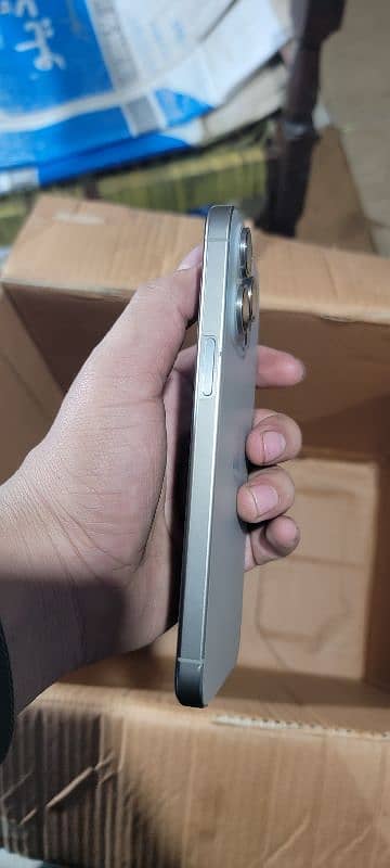 Iphone 15 pro max (non pta, 100 health, 256) 3