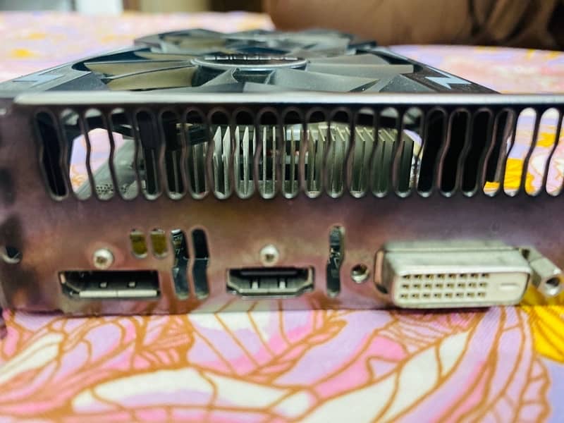 AMD Sapphire RX 560 3