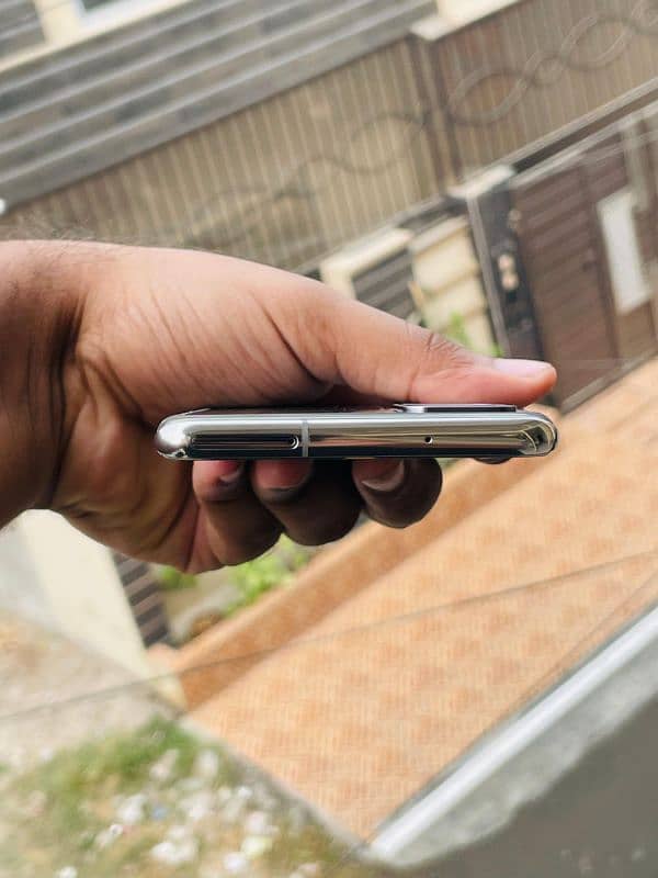 Samsung S20 Plus Dual physical Sim 5