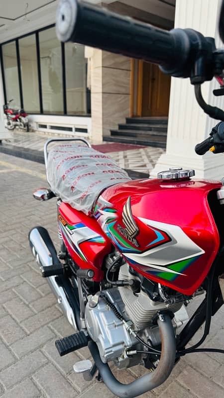 honda 125 2023 3
