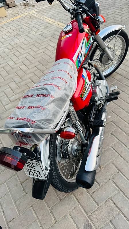 honda 125 2023 5