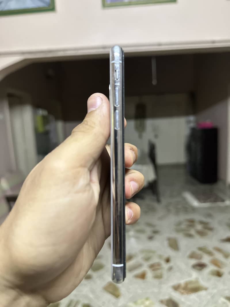 Iphone x pta approved 256gb 4