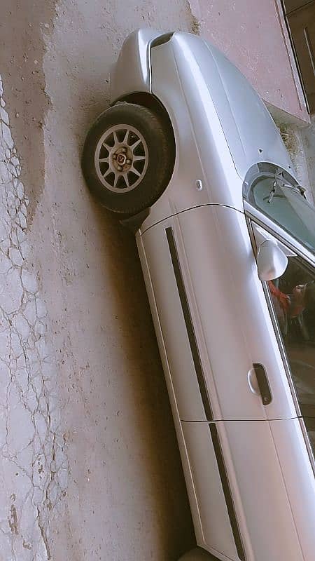 Suzuki Baleno 2001 5