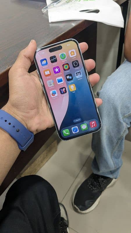 iphone 15 Jv Lush condition 0
