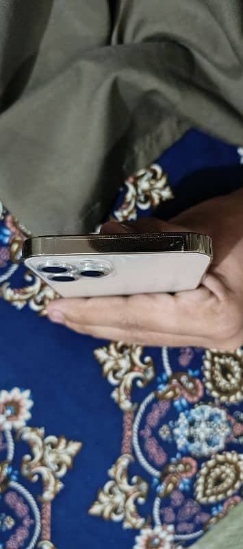 IPHONE 12 PRO FOR SELL . 2