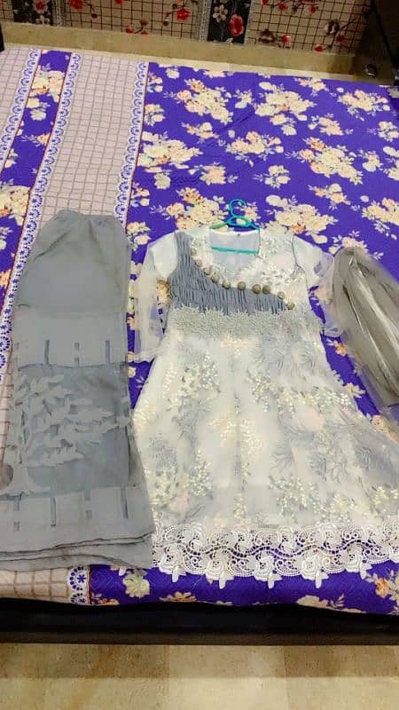 Chiffon elegant frock 0