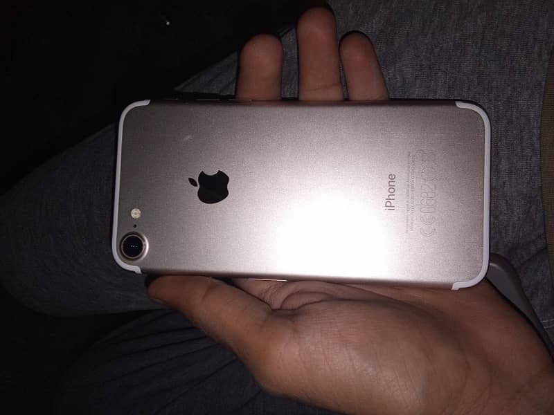 iPhone 7 Non PTA 128gb 0