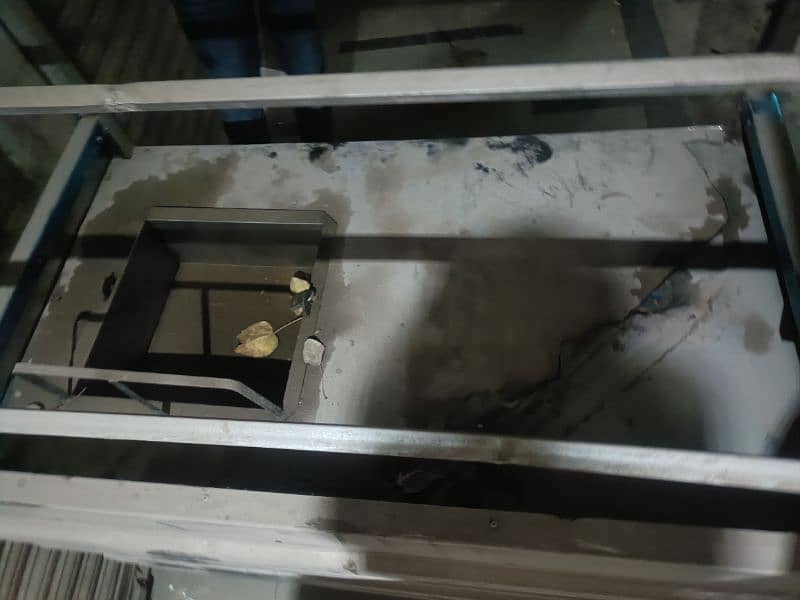 food counter for sale new condition low price 3