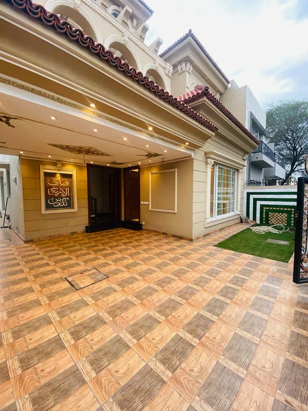 Luxury Modern Design House For Sale In Best Location Of DHA 8