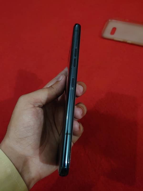 Lg g8 thanks pta aproved 6/128 10by10 1