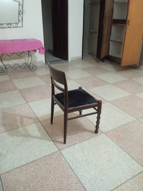 Separate 2 Bed'S Attached House 1