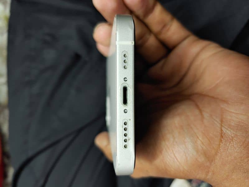 Iphone 12 Pta Approved 10 by 10 With Complete Charger And Box 3