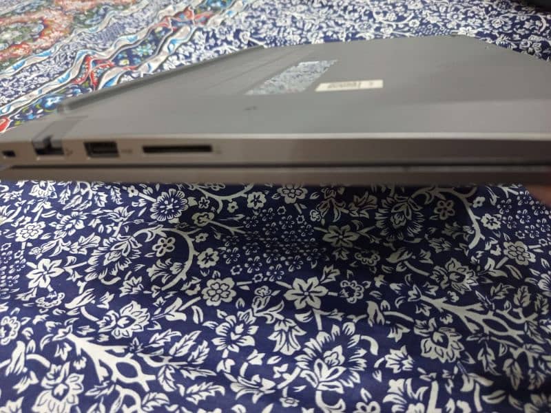 Lenovo thinkbook i3 11gen original box and charger slightly used 3