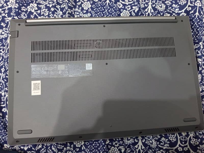 Lenovo thinkbook i3 11gen original box and charger slightly used 4