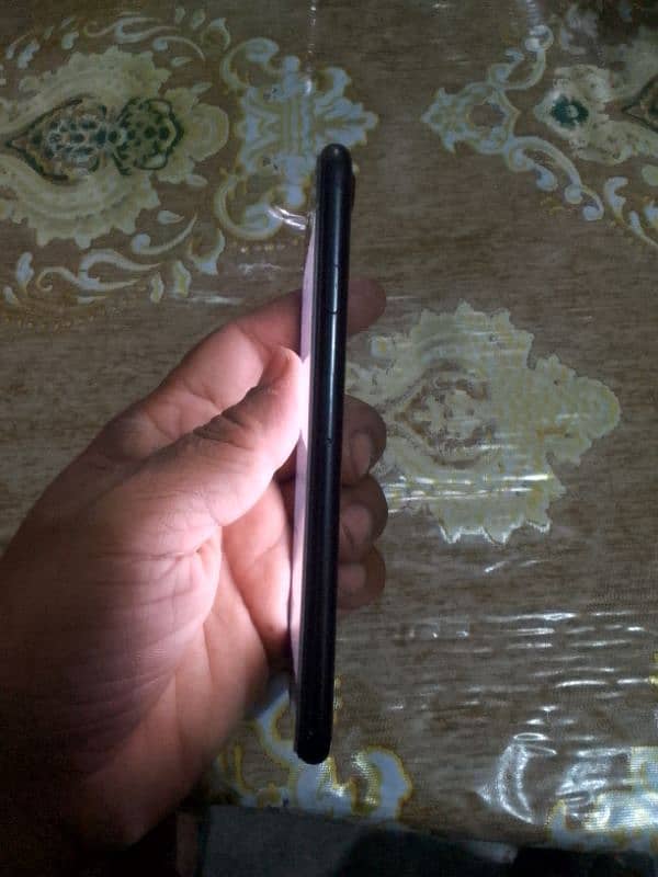 iphone 7 128 GB non pta 3