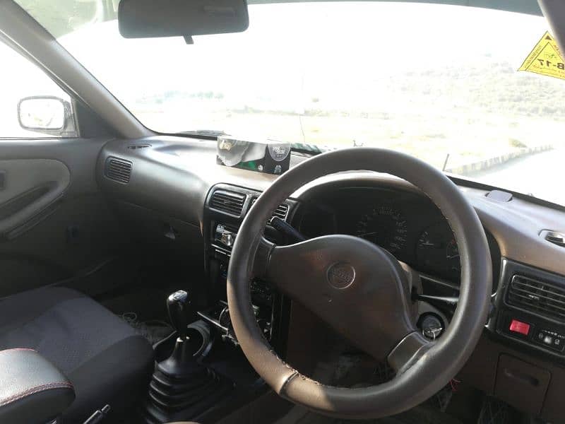 Nissan sunny Ex saloon Genvion condition 13