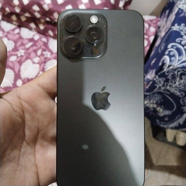 I phone 15 pro max JV 1