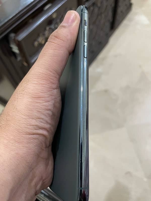 Iphone 11 pro Max 0