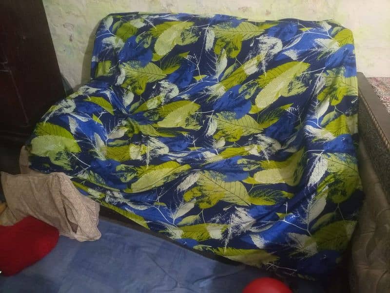 3 seated five seater Molty foam ma sofa ha foam bilkul ok ha 0