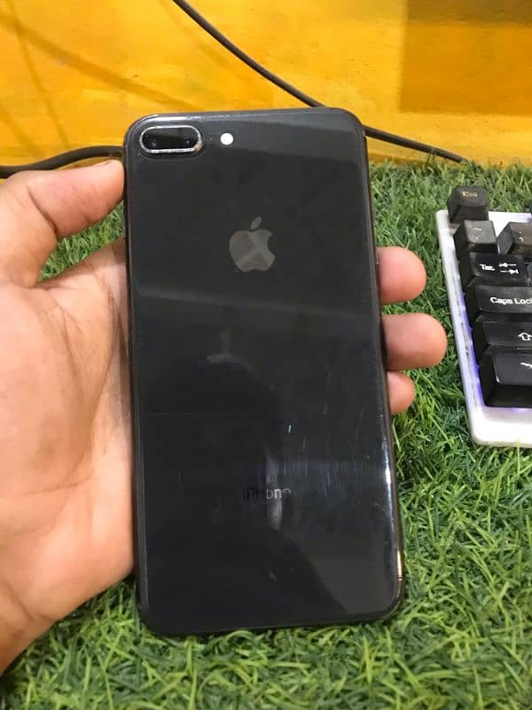 Iphone 8 plus storage 64gb 0