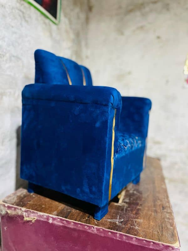 Mini sofa seat's for baby's Home Delivery Available in All Pakistan 2