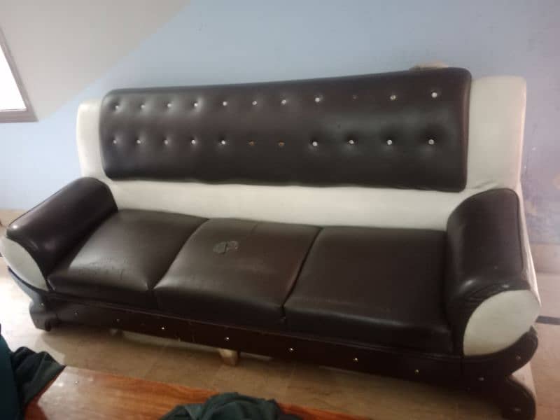 furniture for sale bedroom, sofa set , almari, dressing table , foam 1