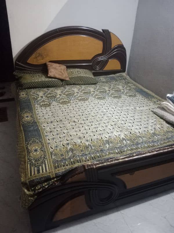 furniture for sale bedroom, sofa set , almari, dressing table , foam 4