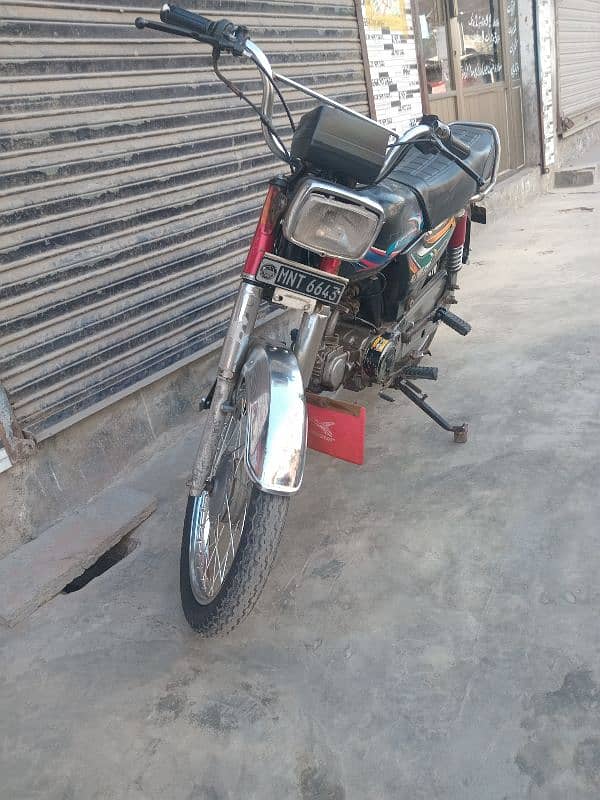 Honda 70cc bike Model 1996 Multan l documents available clear. 9